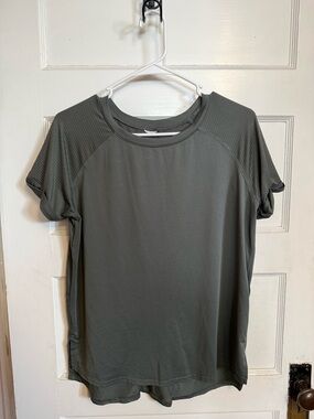 Lightweight Grey Short Sleeve Tee